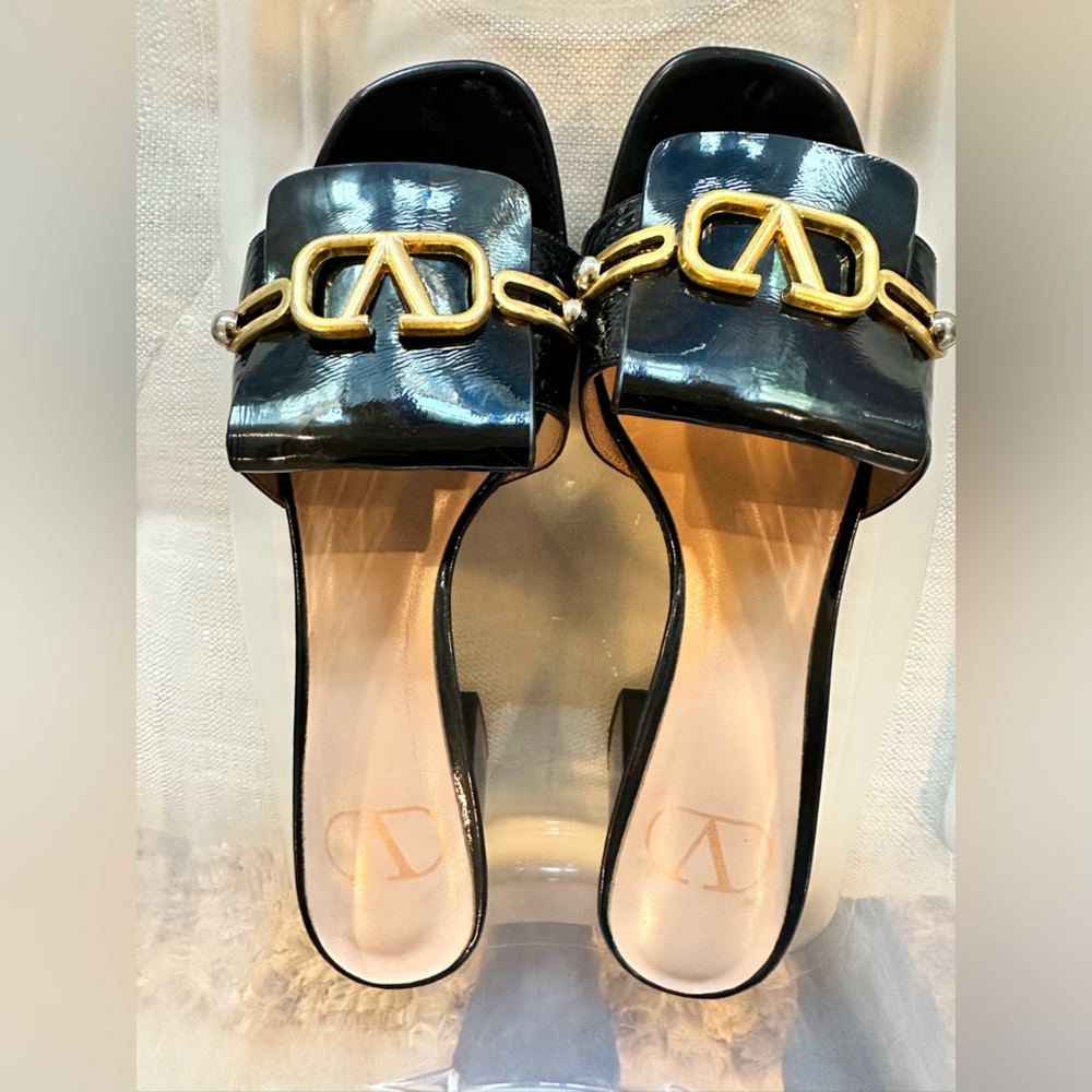 Valentino Garavani VLogo Block Heel Patent Slides Size 40/ 8.5